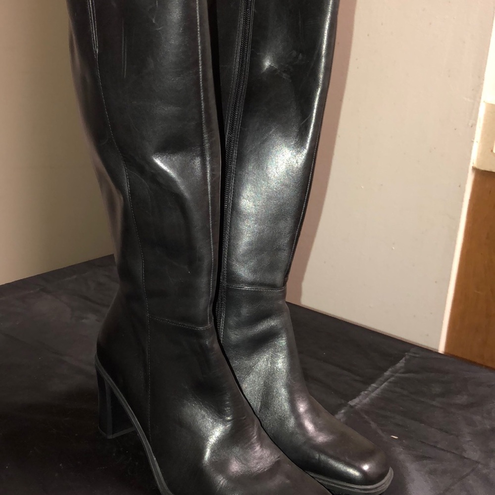 Vintage Black Leather Naturalizer Boots Size 8